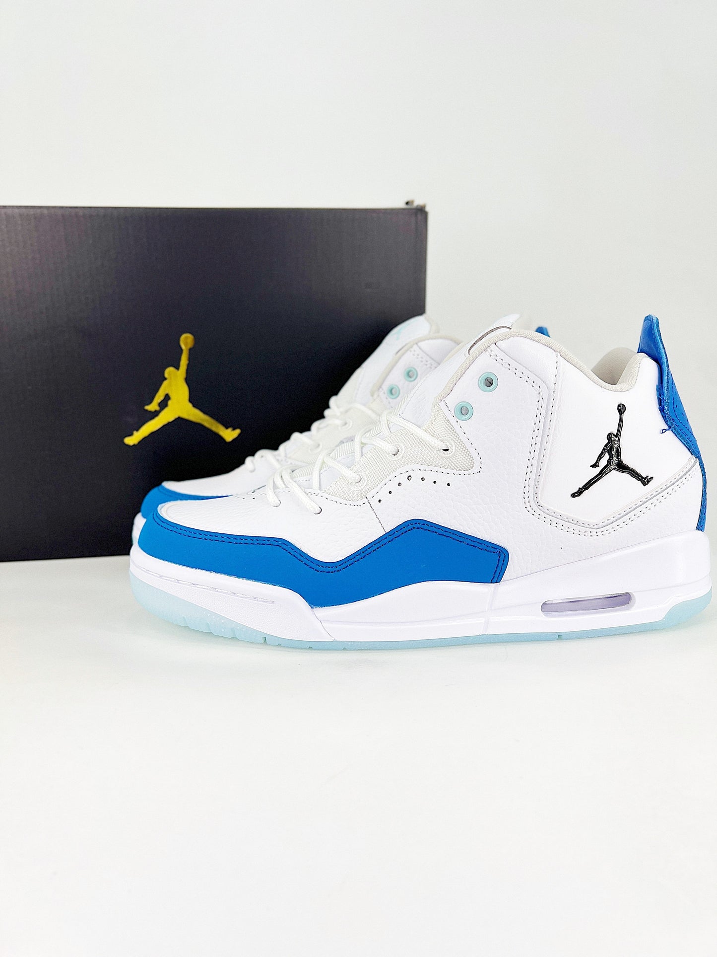 Jordan Stay Loyal 2 'White/Racer Blue'