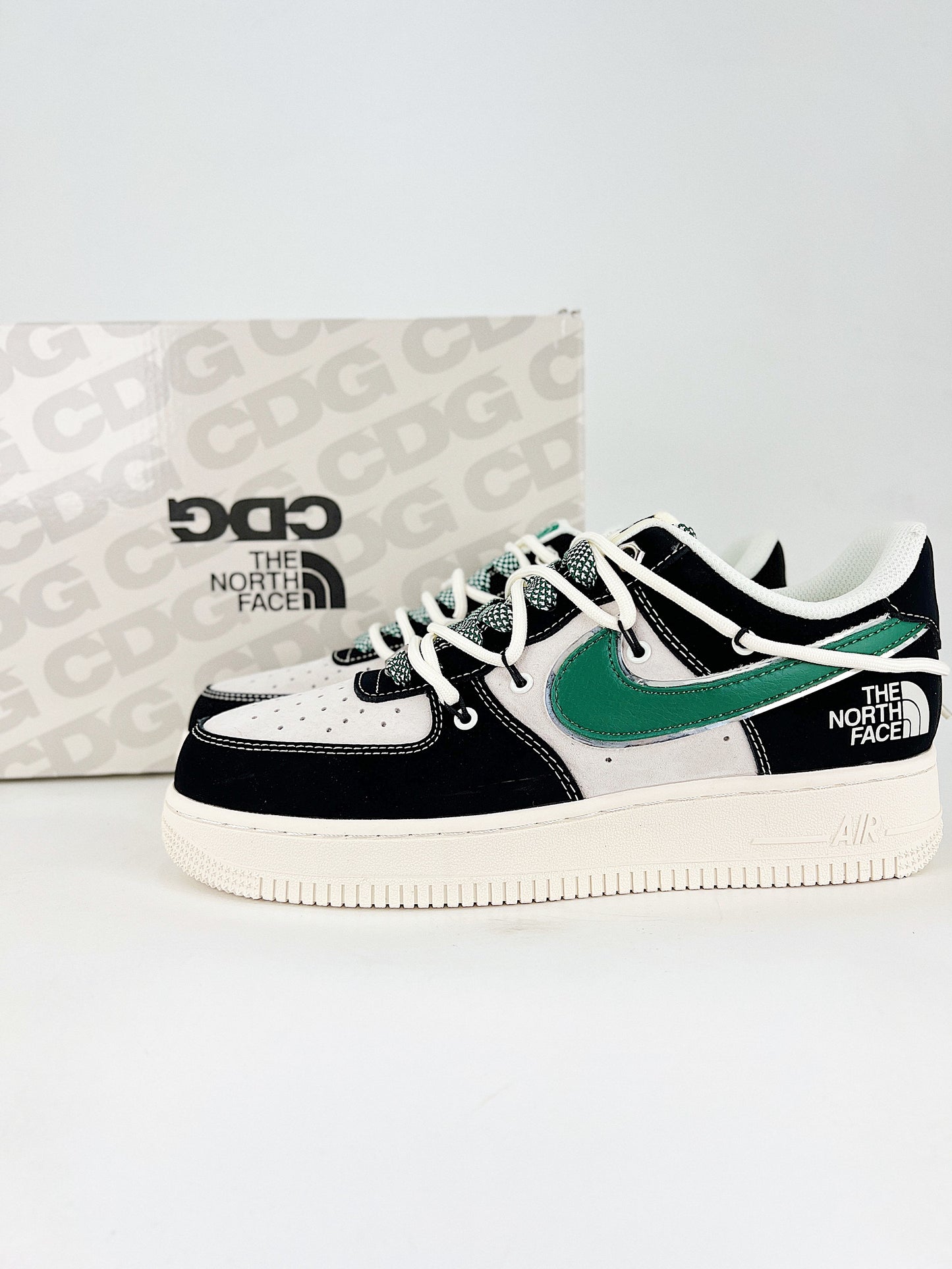 Nike Air Force 1 Low x The North Face x CDG