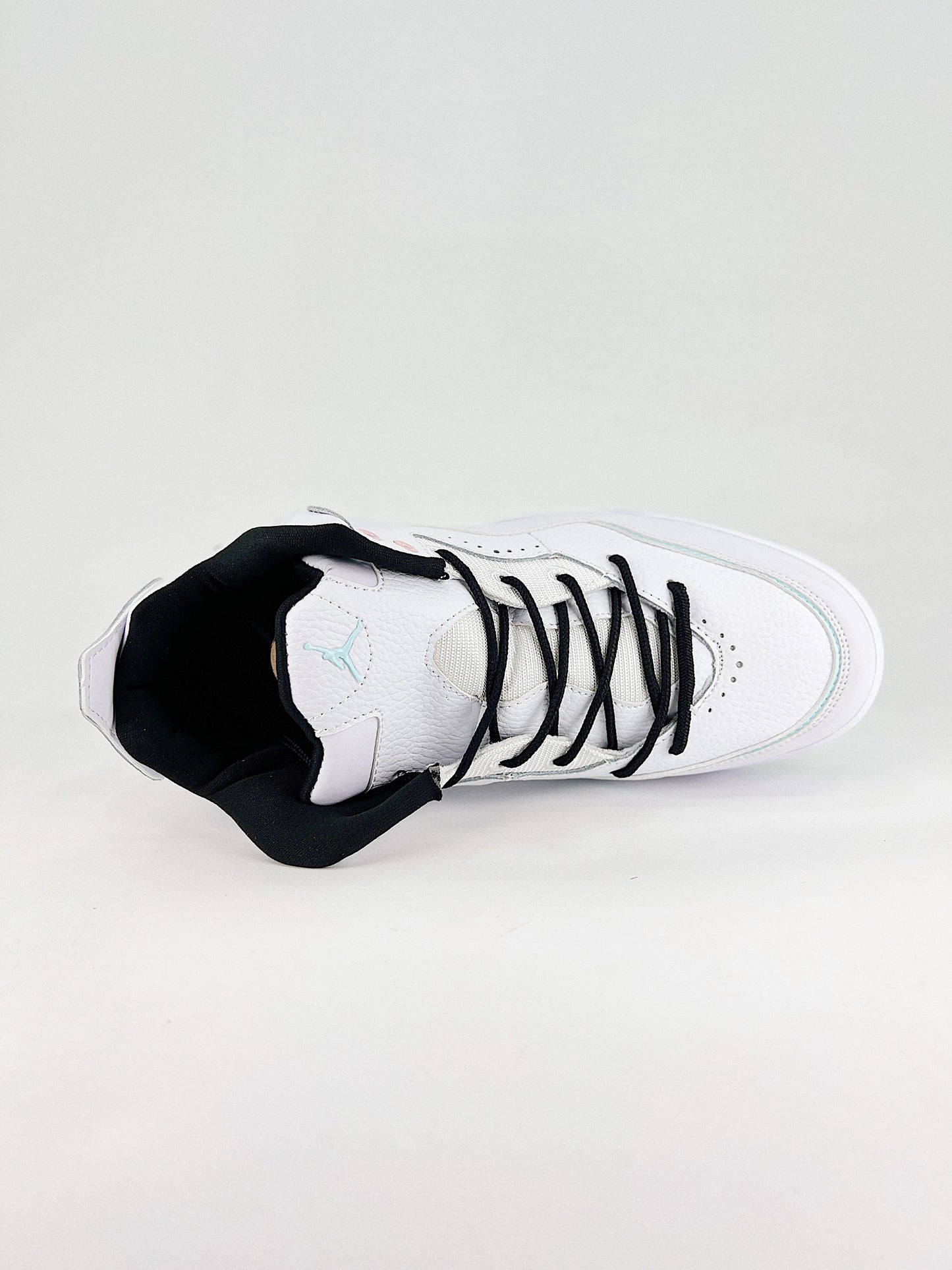Air Jordan 3 Ice Blossom – Edição Especial