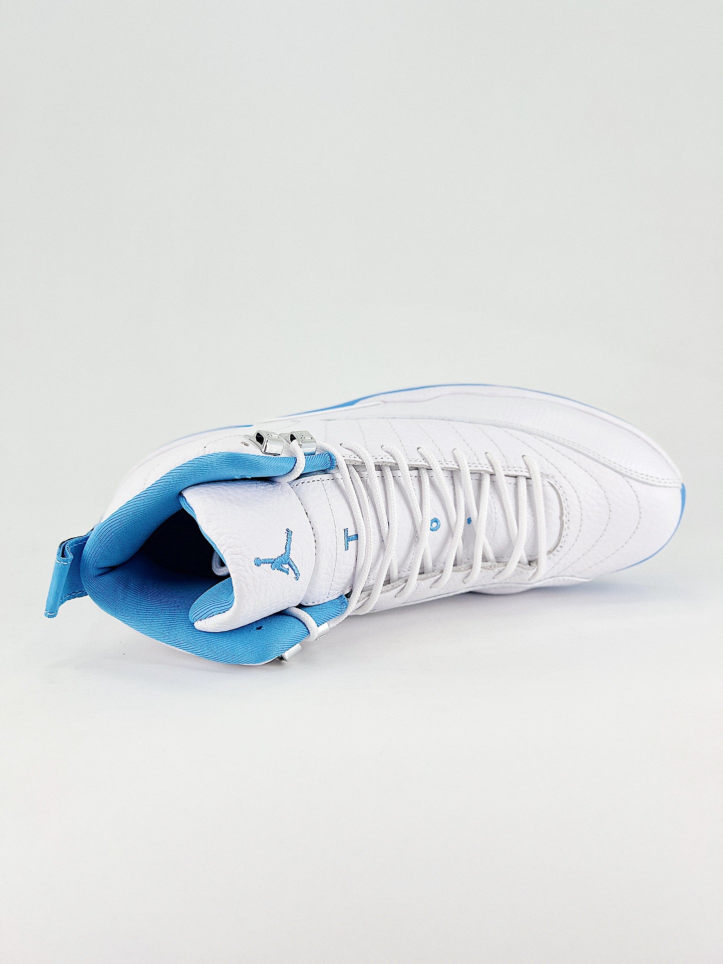 Air Jordan 12 – UNC Blue Edition