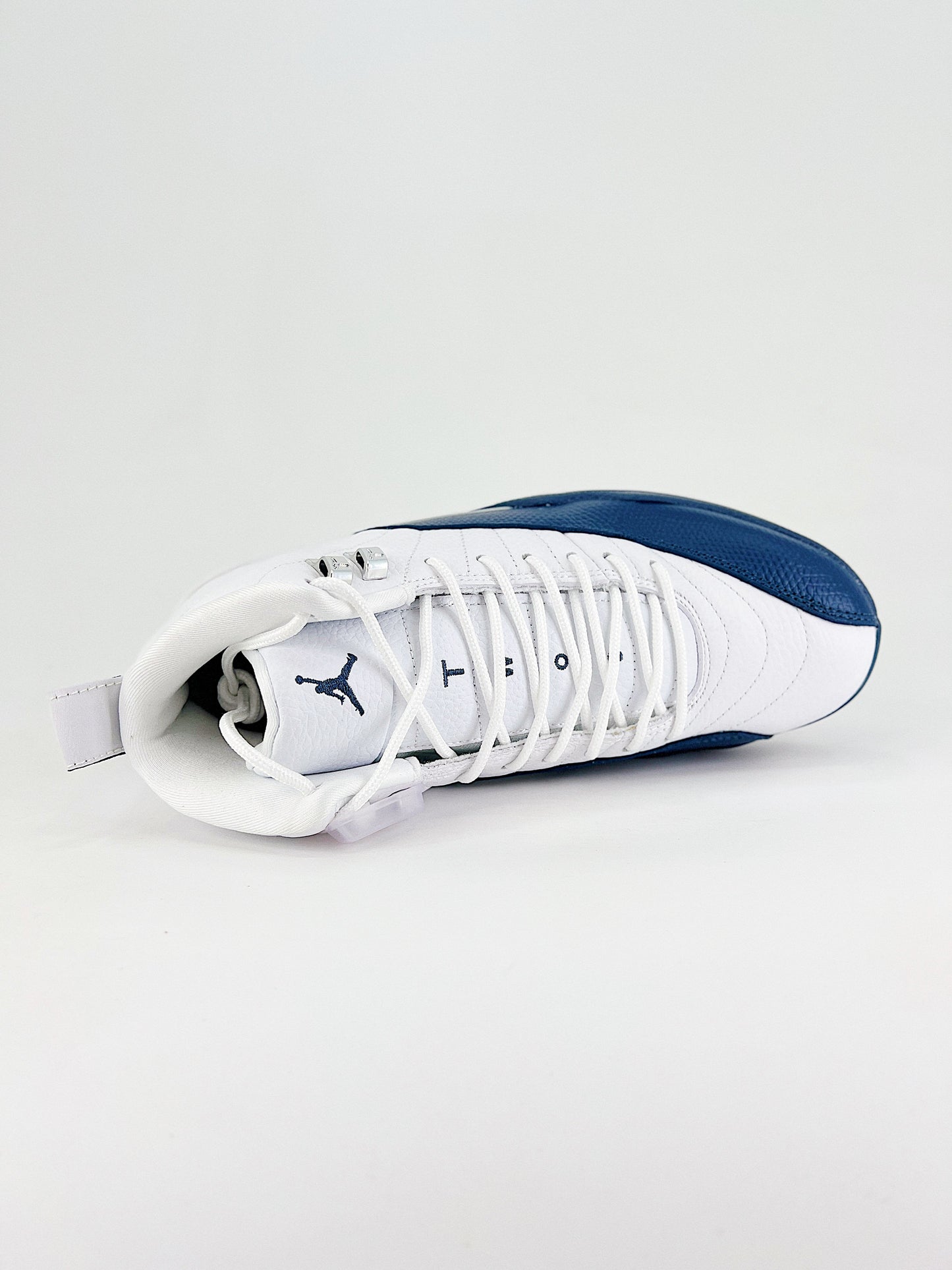 Air Jordan 12 OG – Midnight Navy Edition