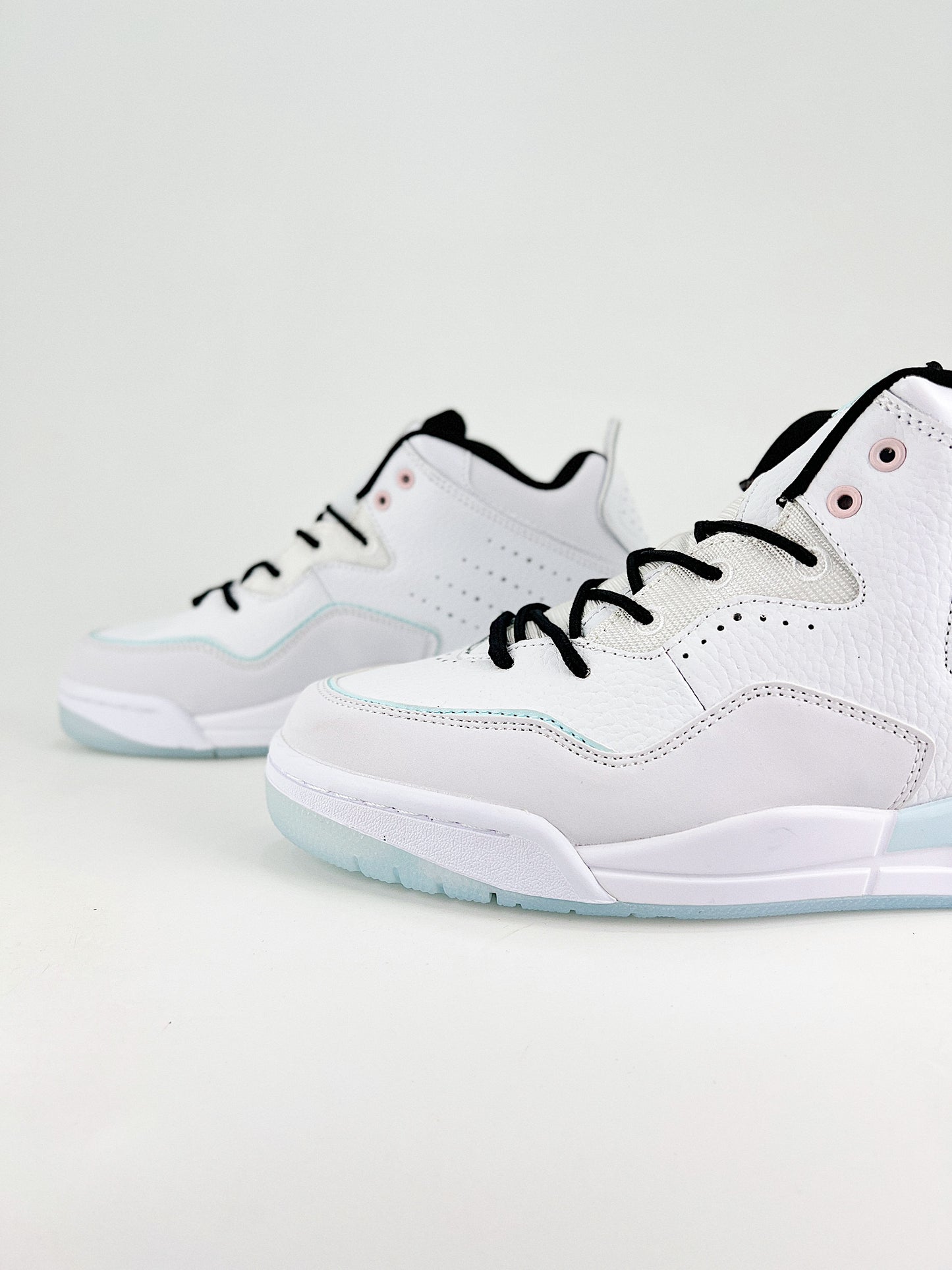 Air Jordan 3 Ice Blossom – Edição Especial