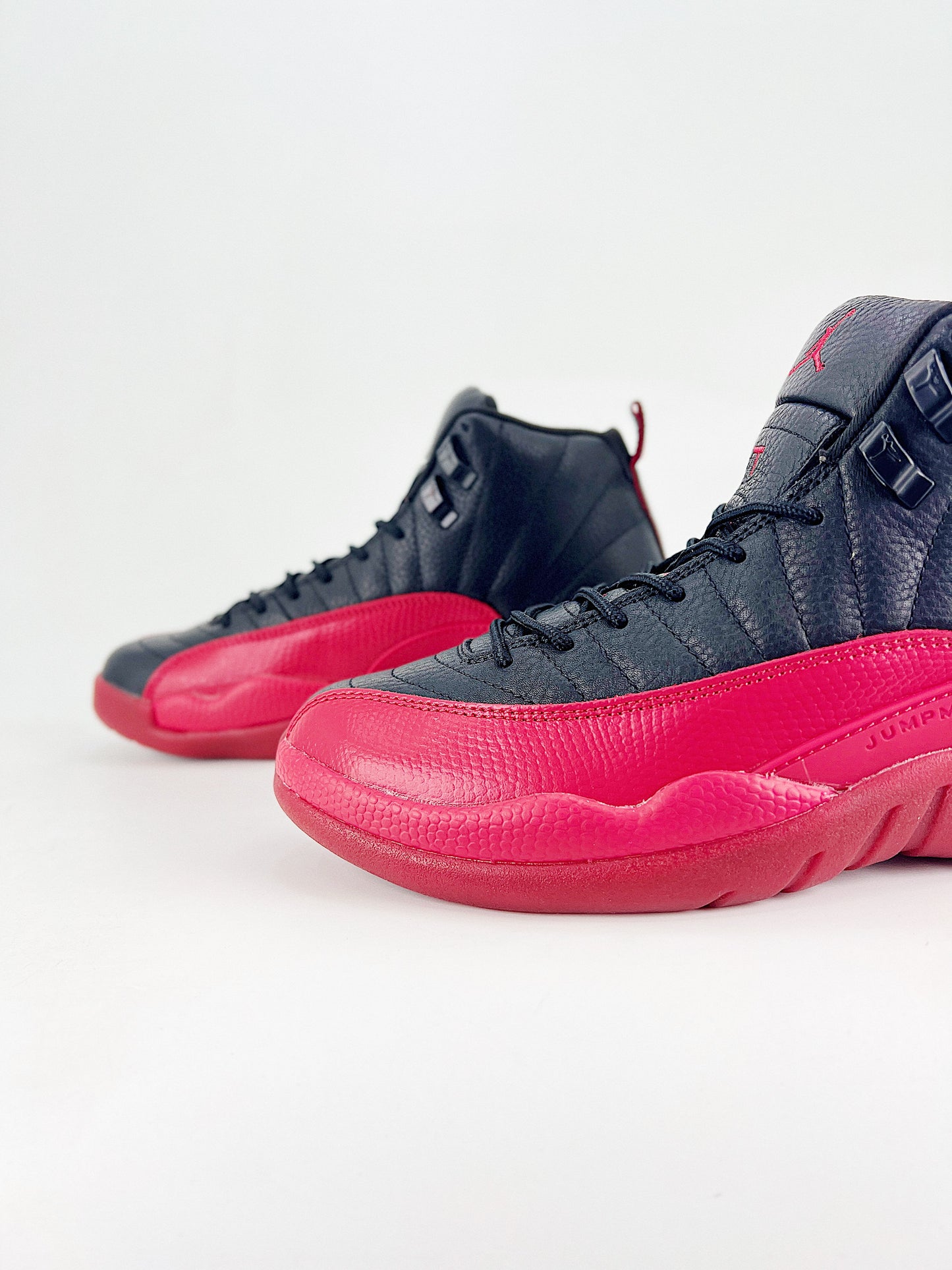 Air Jordan 12 Flu Game – Edição Black/Red