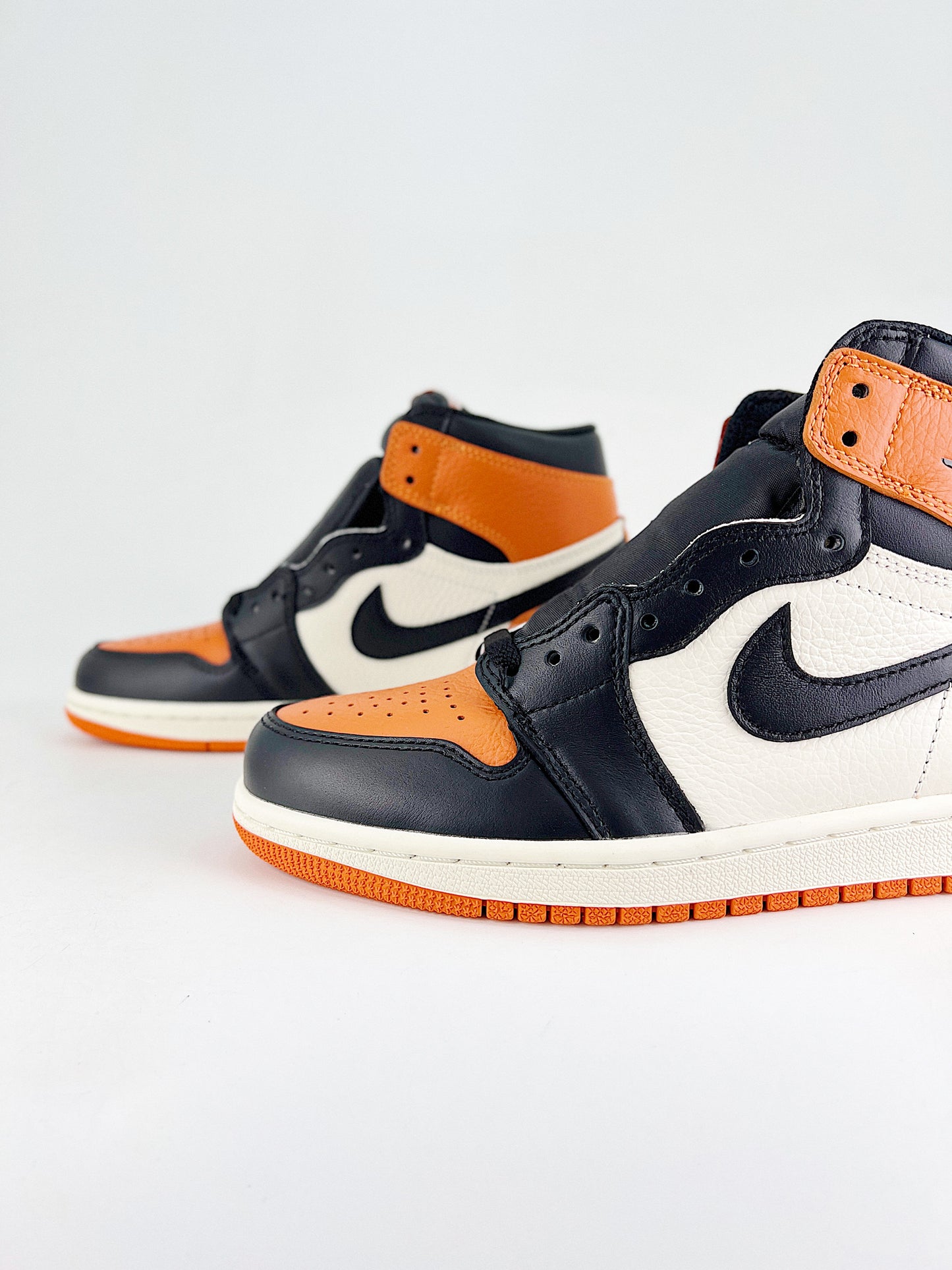 Air Jordan 1 High OG – Shattered Sunset Edition