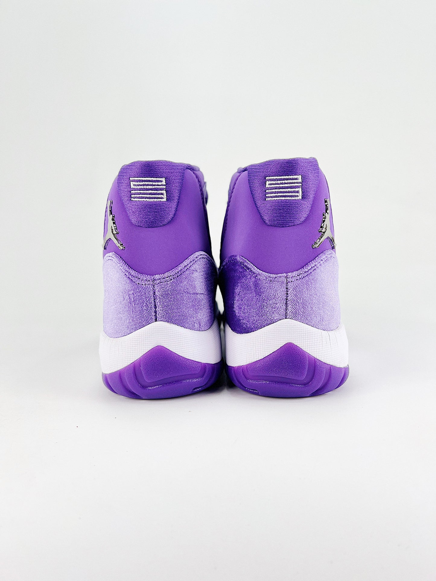 Air Jordan 11 Purple Royale – Edição Limitada