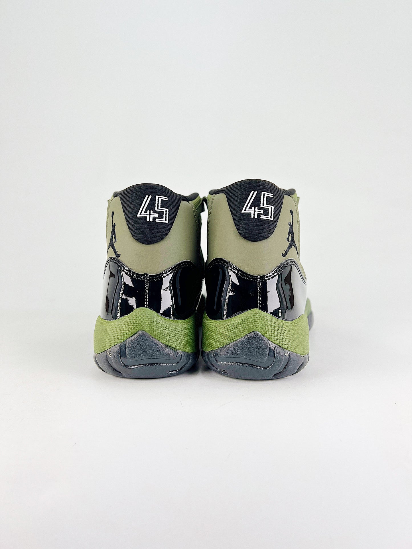 Air Jordan 11 – Olive Black Edition
