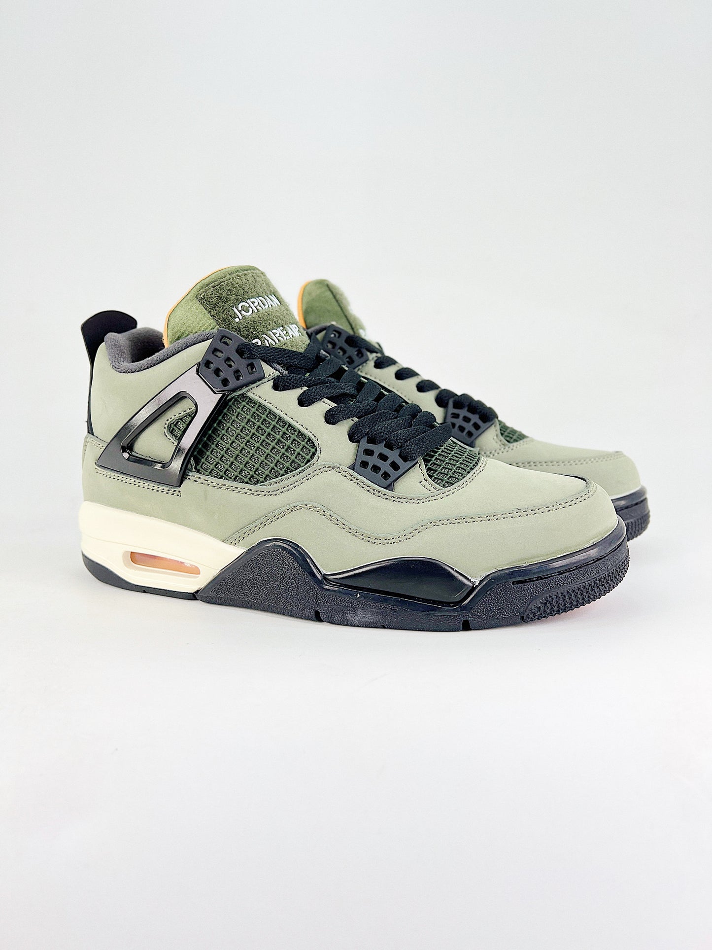 Air Jordan 4 Retro – Undefeated Olive Edition