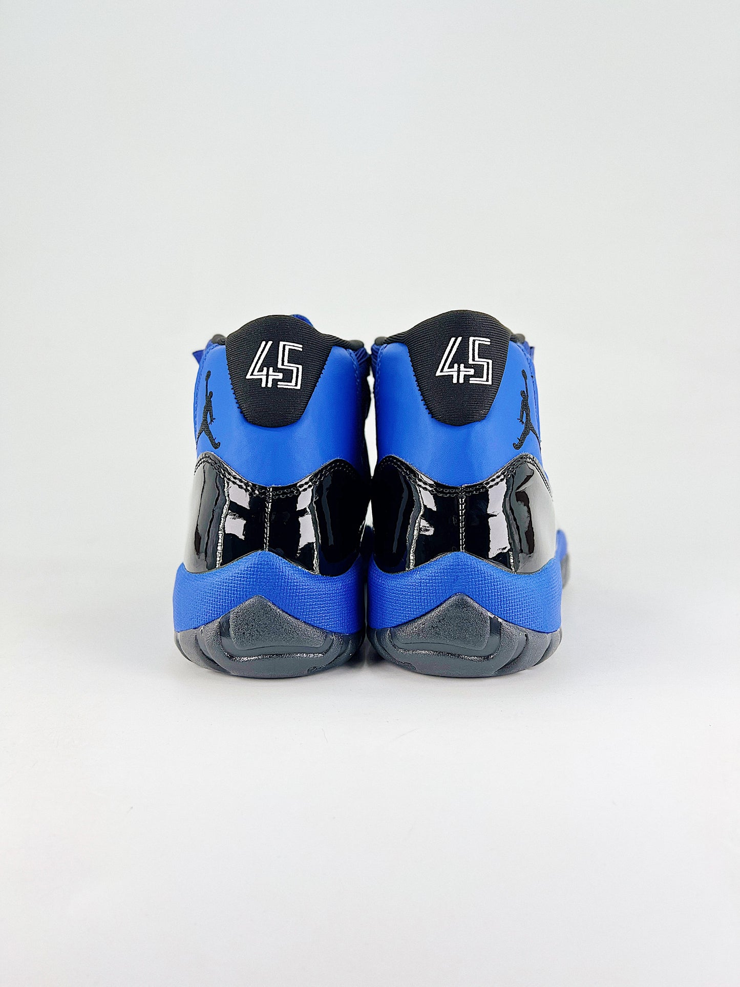 Air Jordan 11 Retro Low – Blue Royal Edition