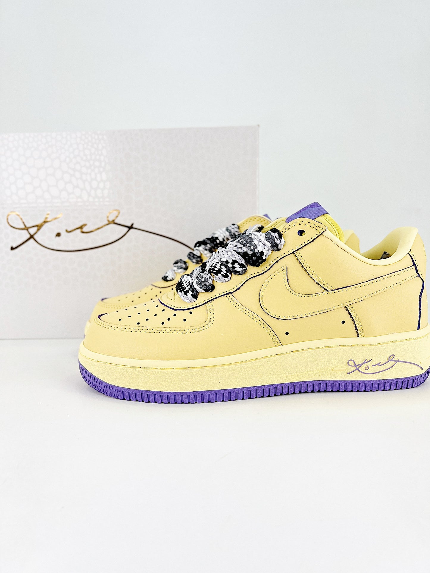 Nike Air Force 1 – Kobe Tribute Edition