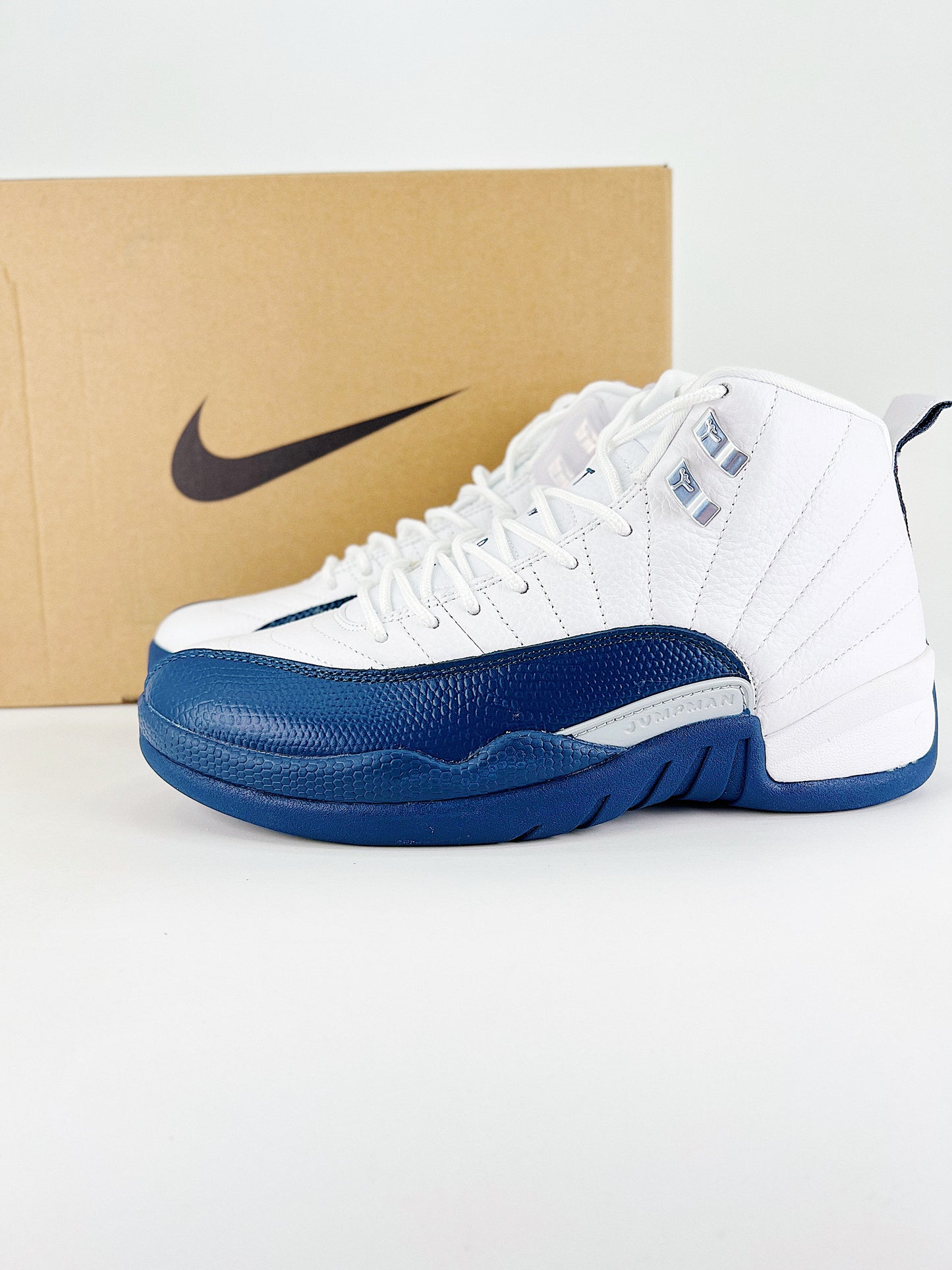 Air Jordan 12 OG – Midnight Navy Edition