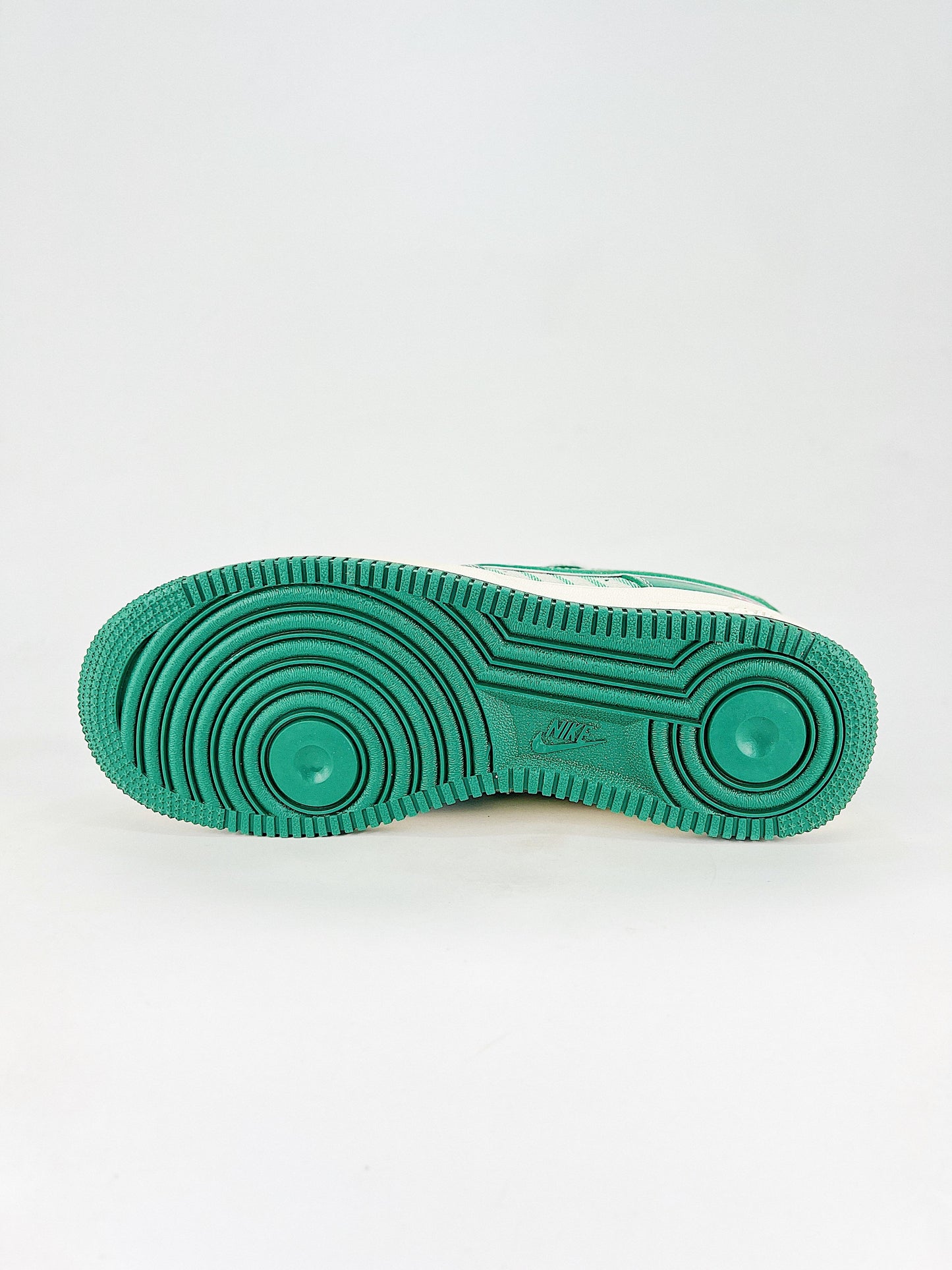 Nike Air Force 1 – Givenchy 1952 Edition