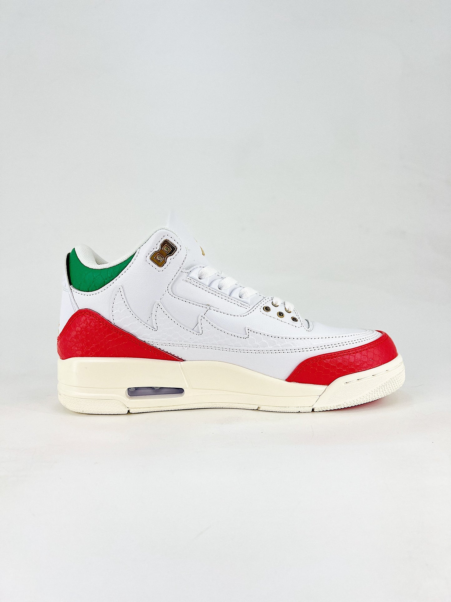 Air Jordan 3 Retro 'El Vuelo'