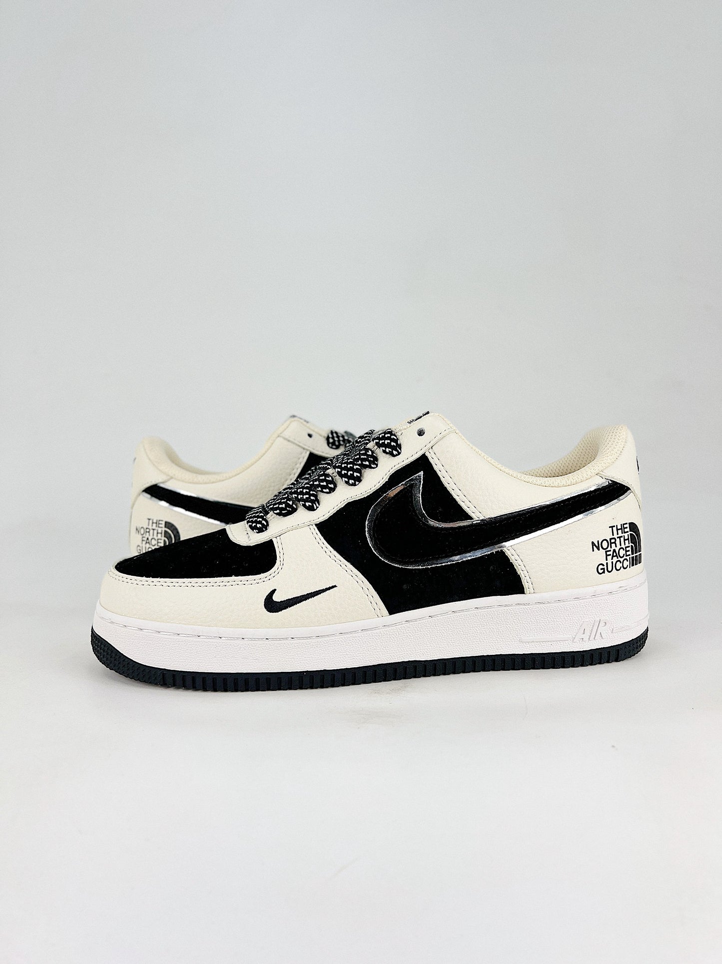 Nike Air Force 1 – The North Face x Gucci Edition