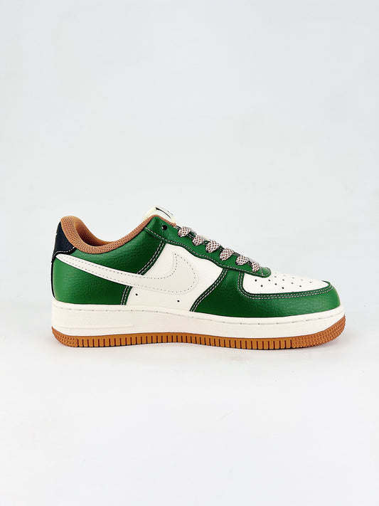 Nike Air Force 1 Low x Undefeated 'Dunk