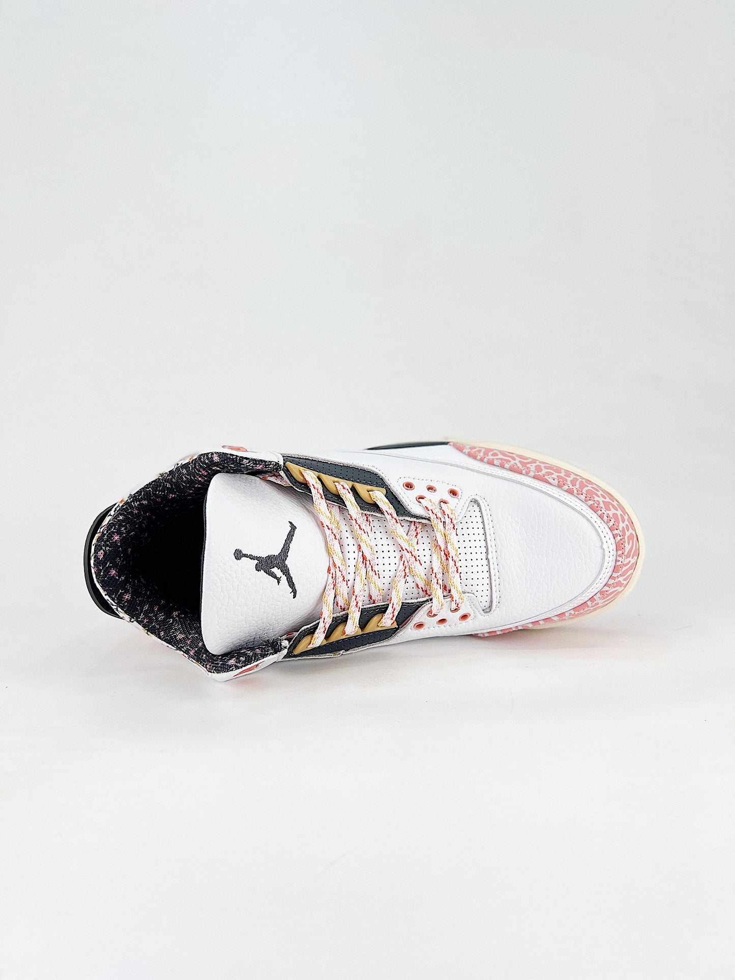 Air Jordan 3 Retro 'Día de Muertos'