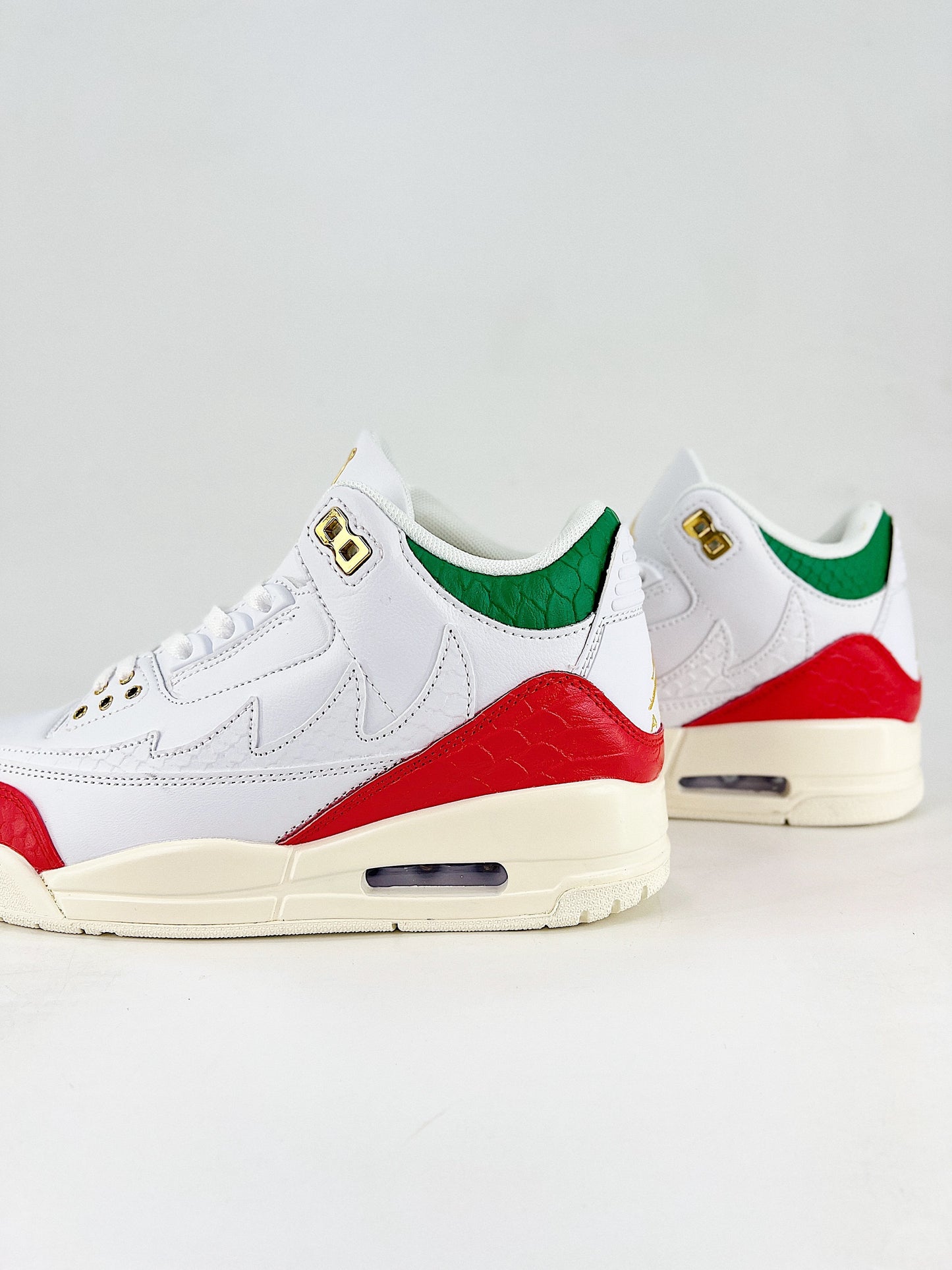 Air Jordan 3 Retro 'El Vuelo'