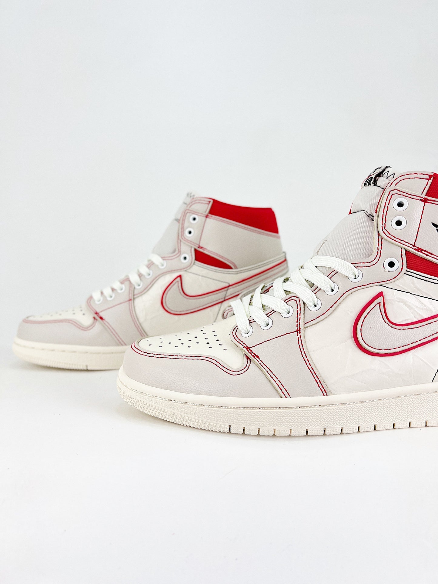 Air Jordan 1 High OG 'Phantom'