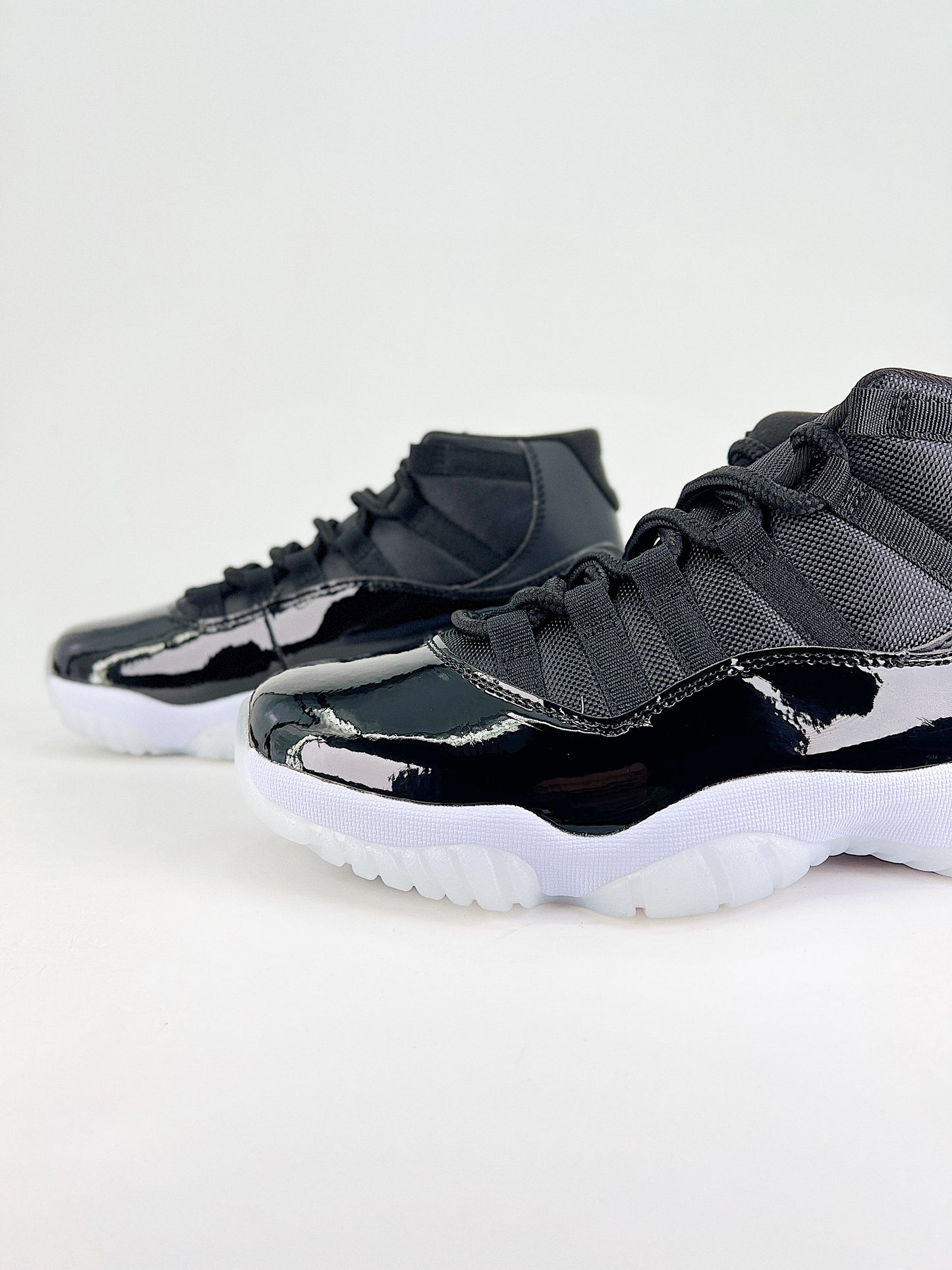 Air Jordan 11 Retro – Black Red Concord Edition