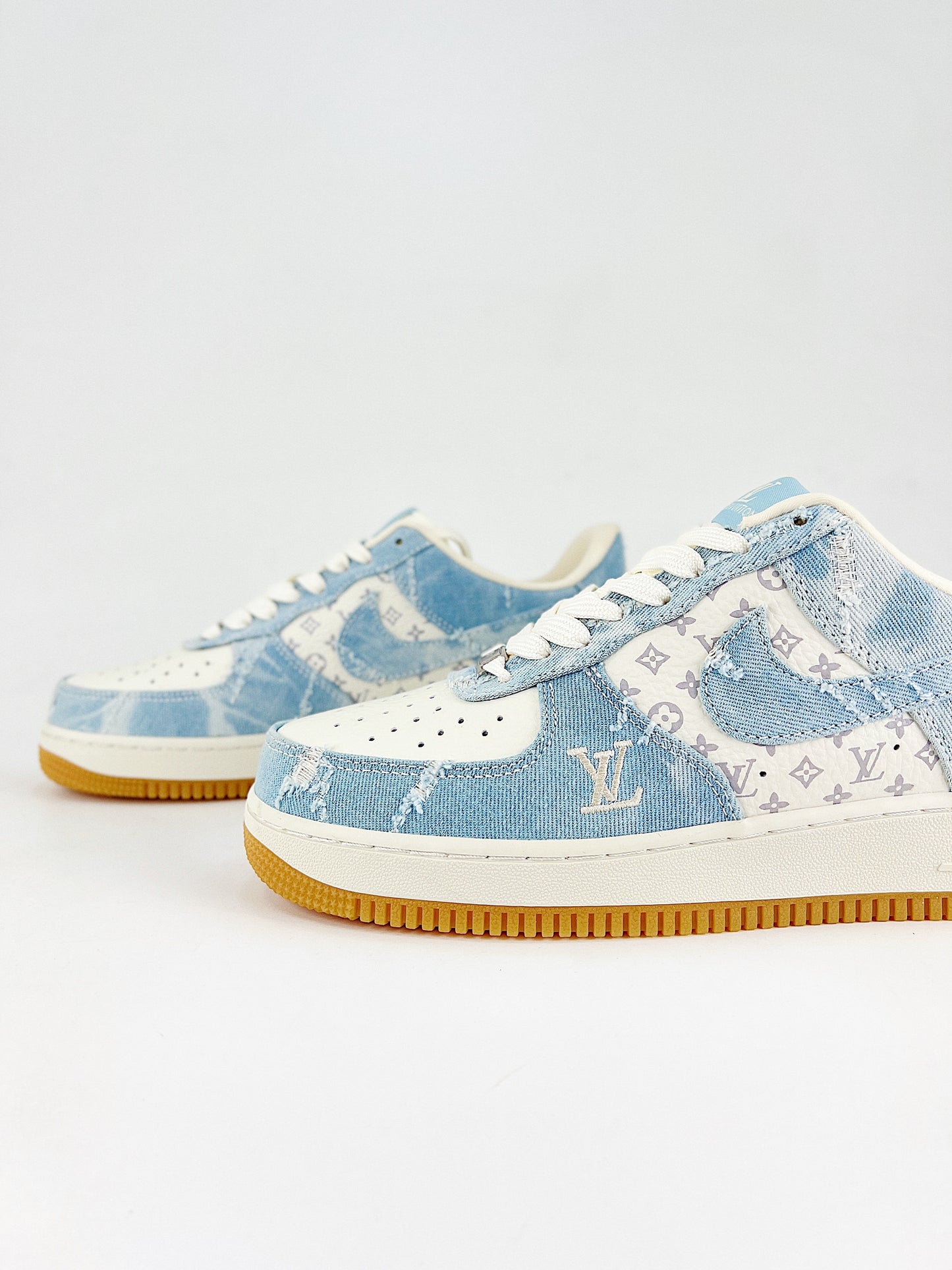Nike Air Force 1 Low x Levi's x LV Custom