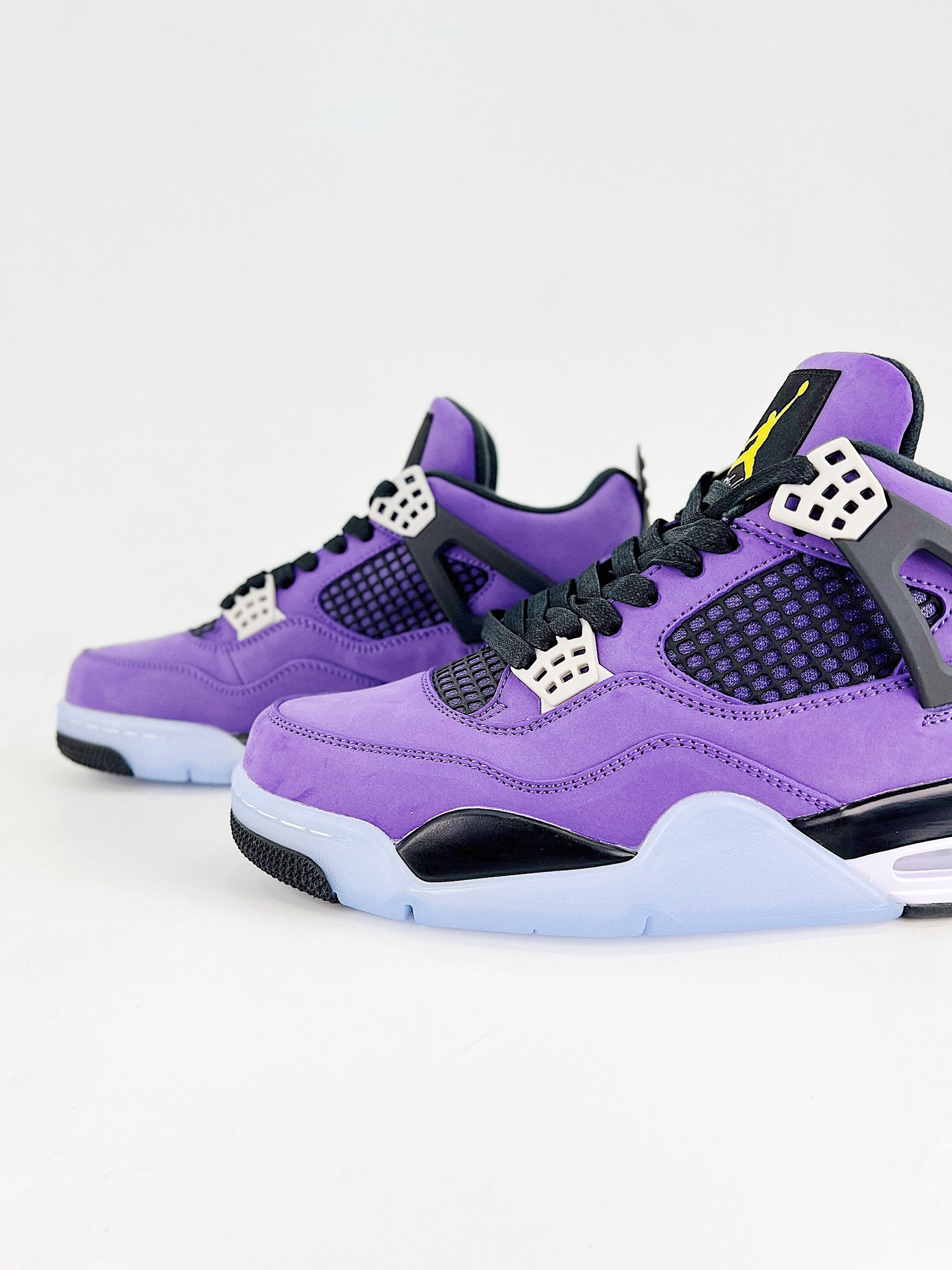Air Jordan 4 Retro 'Travis Scott - Purple'
