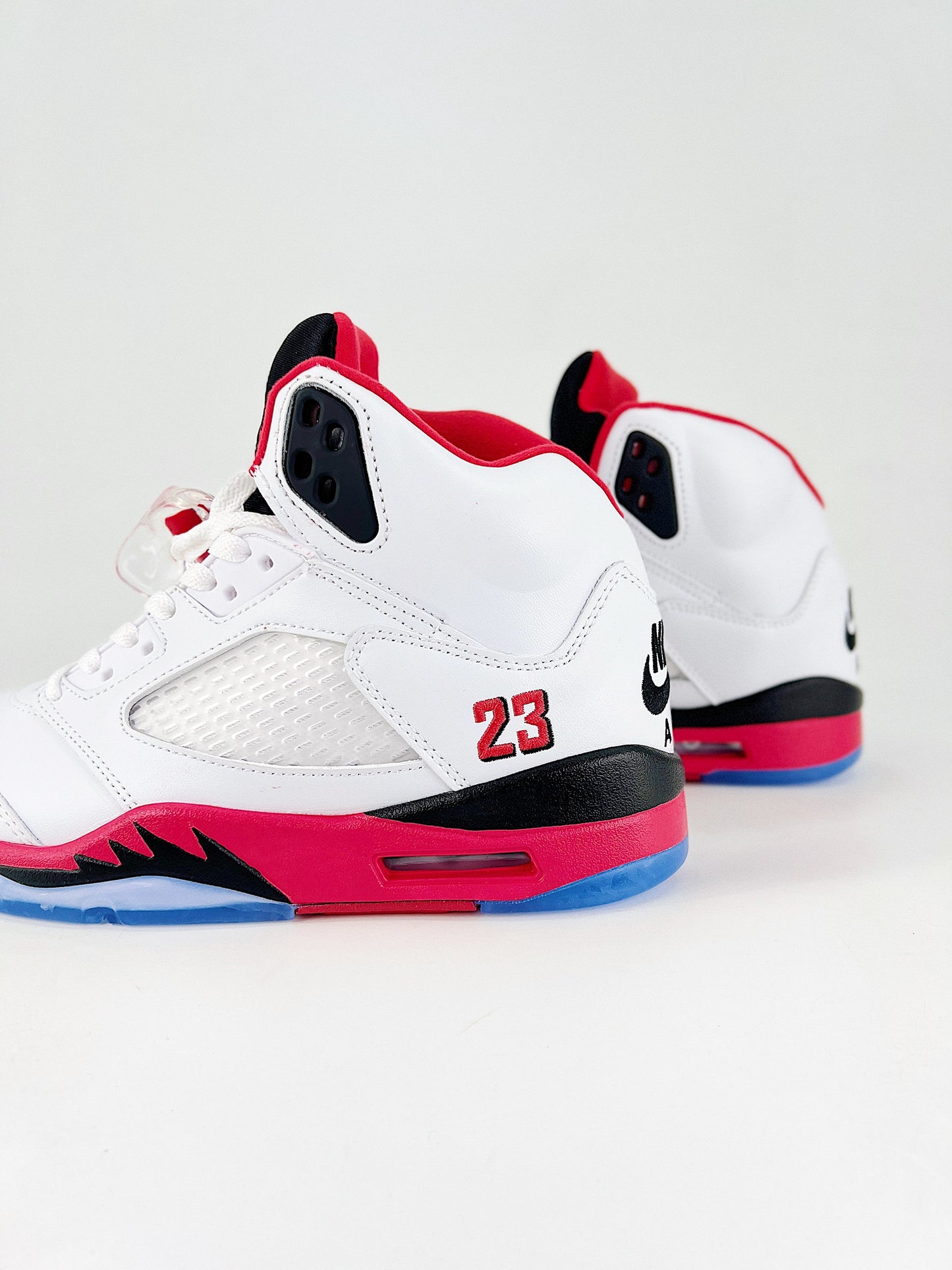 Air Jordan 5 Retro 'Vivid Pink'