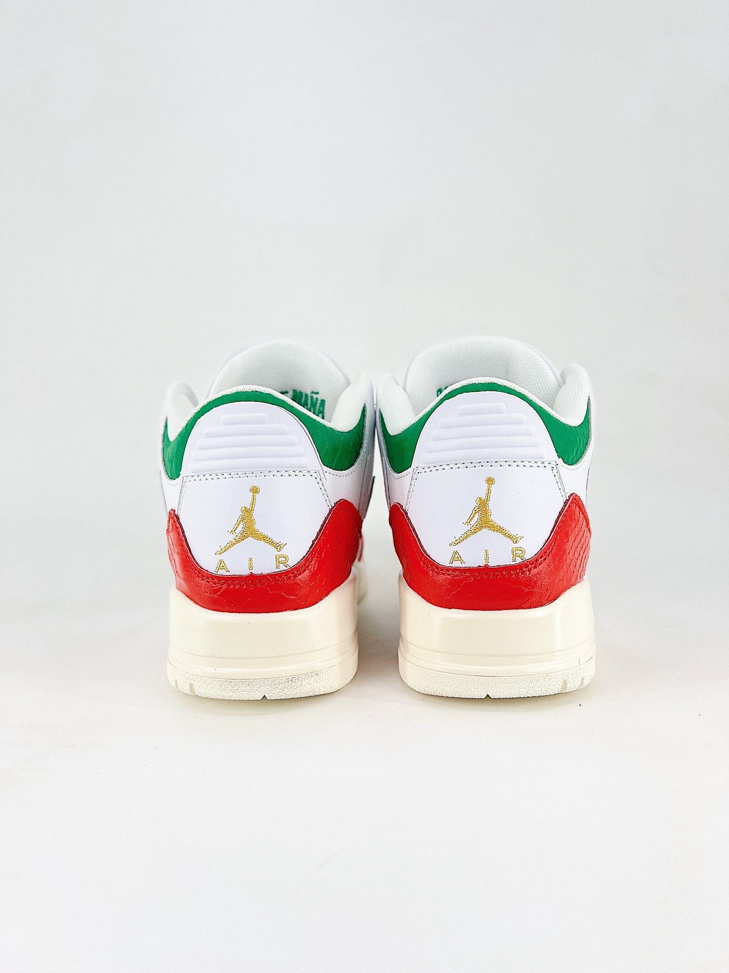 Air Jordan 3 Retro 'El Vuelo'