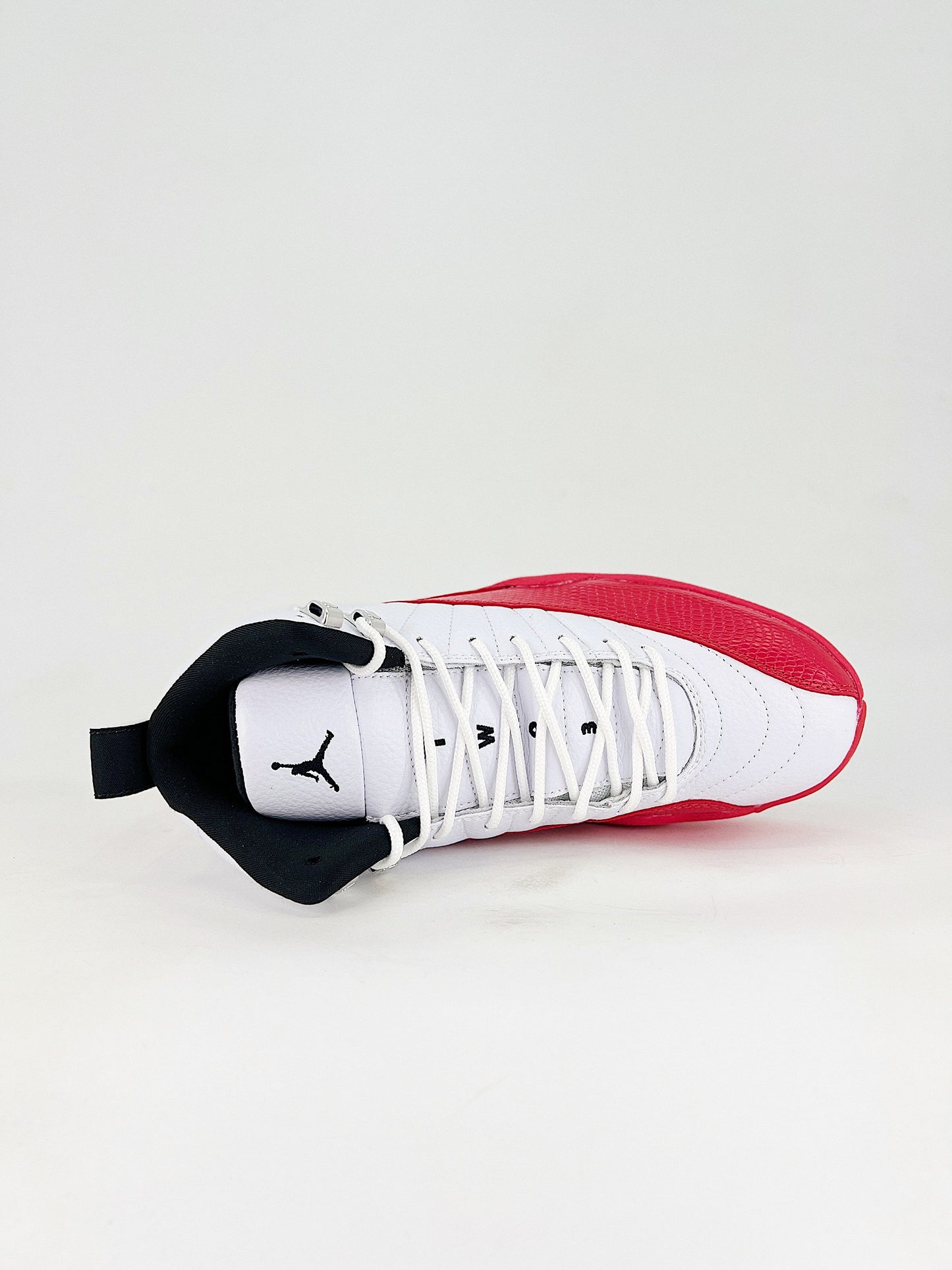 Air Jordan 12 Retro 'Vivid Pink'