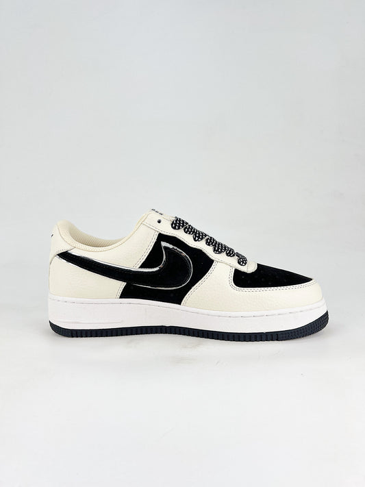 Nike Air Force 1 – The North Face x Gucci Edition