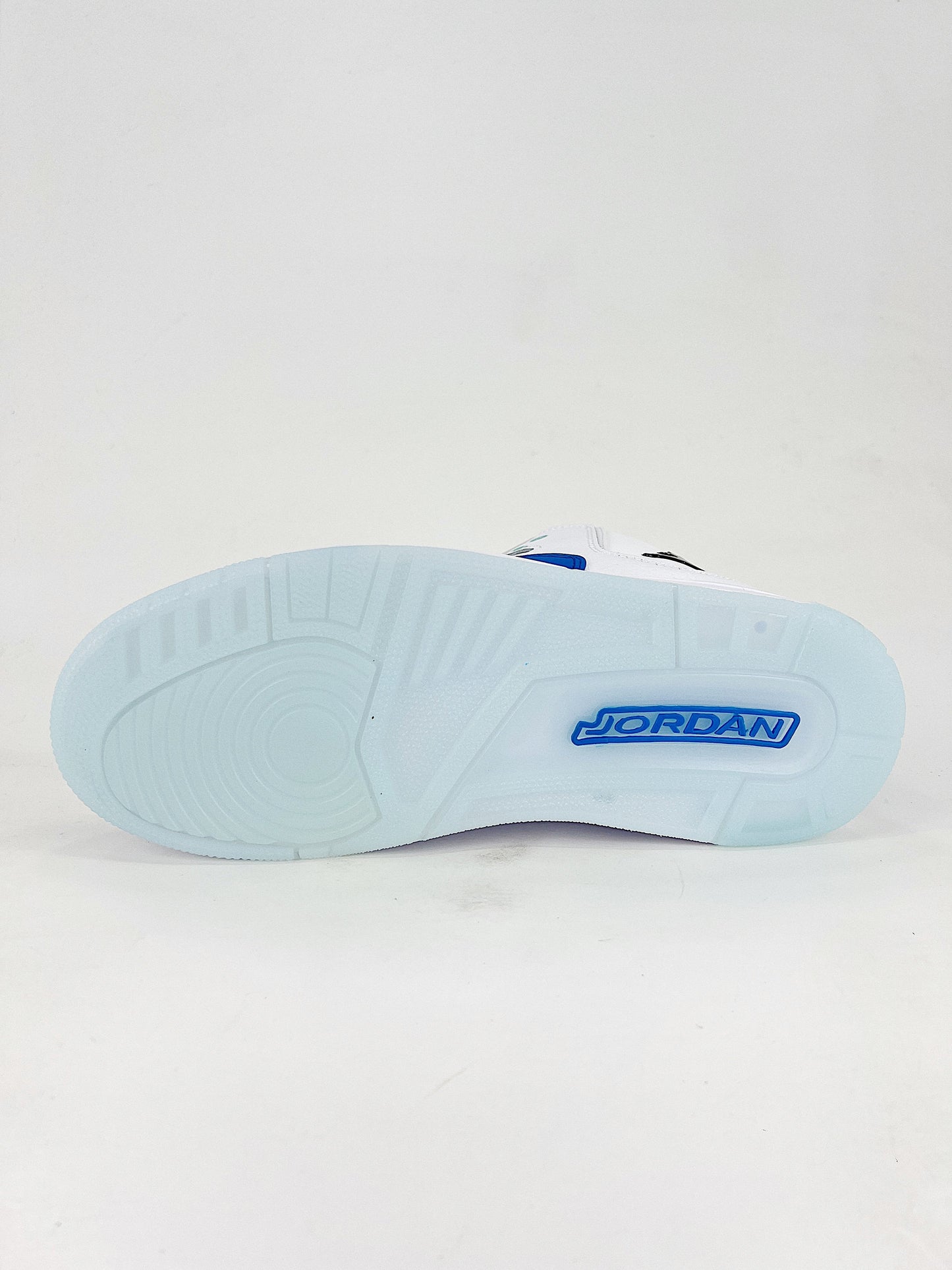 Jordan Stay Loyal 2 'White/Racer Blue'