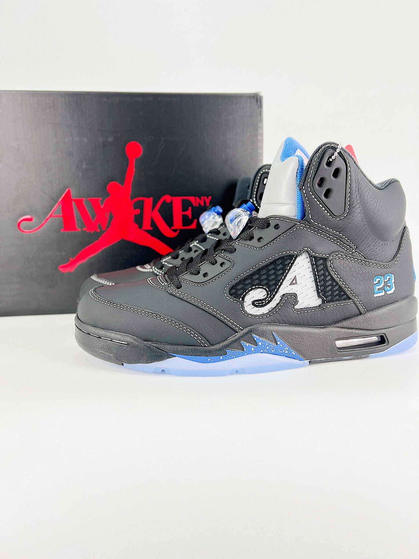 Air Jordan 5 Midnight Ice – Edição Azul Celeste