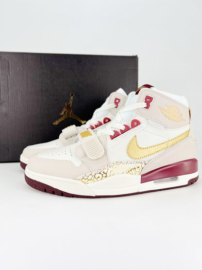 Air Jordan Legacy 312 – Edição Dourada/Vinho